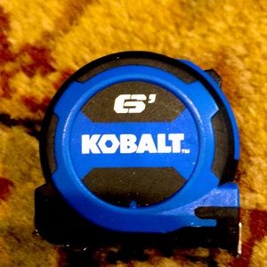 It is black and gray 6’000 dollar mouse it will mean the world to me please 😄😃